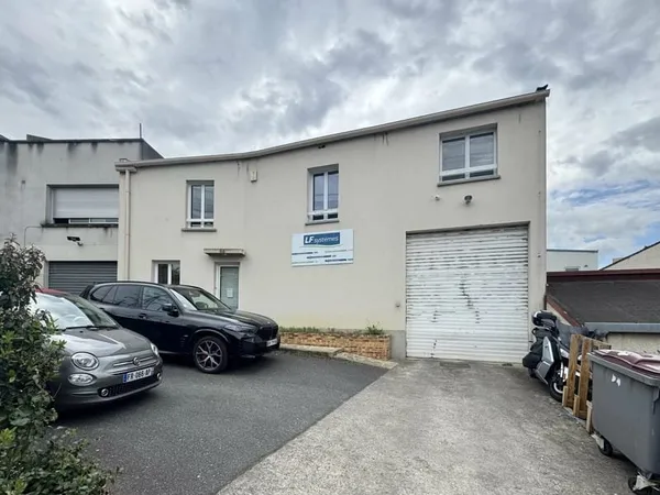 Bureaux 177 m²