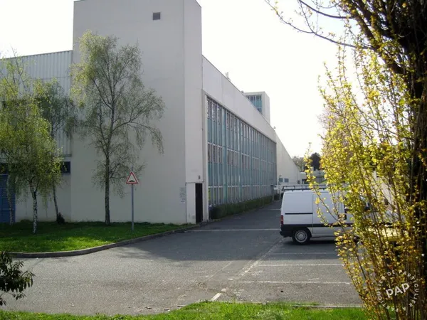 Local commercial 265 m²