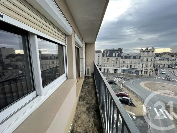 Local professionnel 3 pièces 45 m²