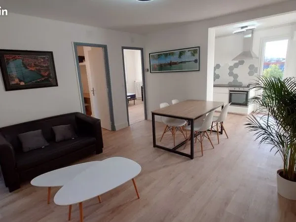 Colocation dans un appartement T5 meublé de 78 m2