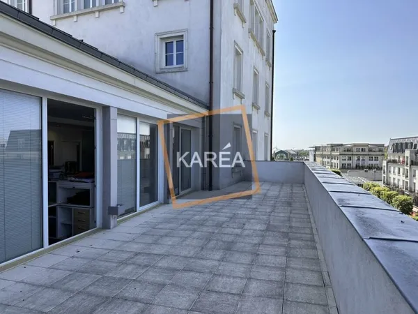 Local professionnel 405 m²