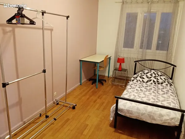Chambre à louer en colocation pour étudiant