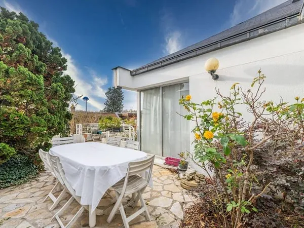 Maison de plain-pied 7 pièces 150 m²