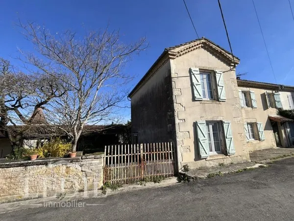 Maison de village avec pigeonnier et jardin