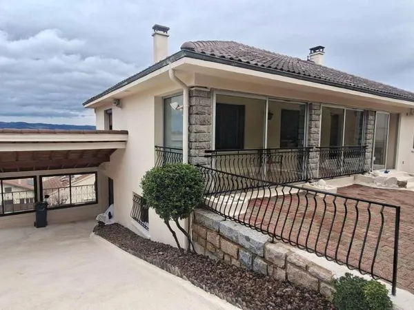 Maison 5 pièces 119 m²