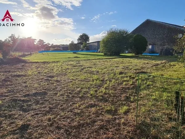 Terrain constructible 944 m²