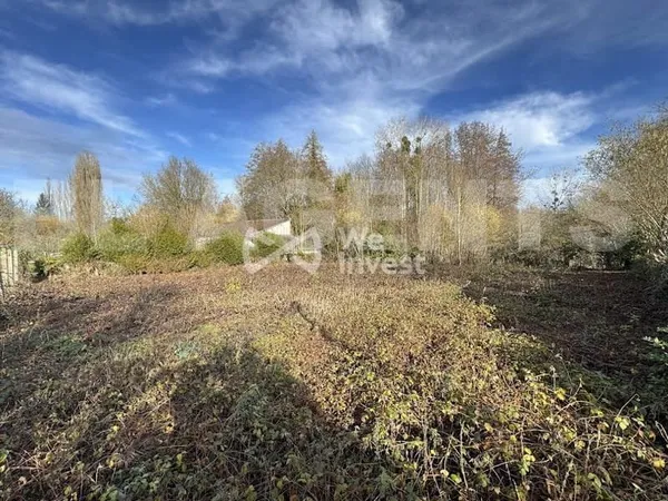 Terrain 775 m²