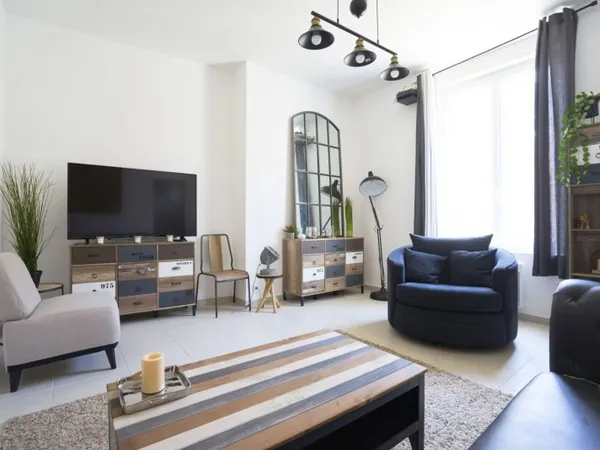 Loue chambres dans maison