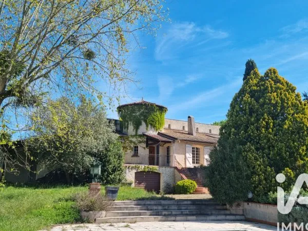 Maison 7 pièces 250 m²
