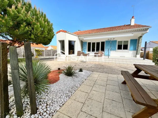 Maison 3 chambres + studio indépendant - 700 m plage