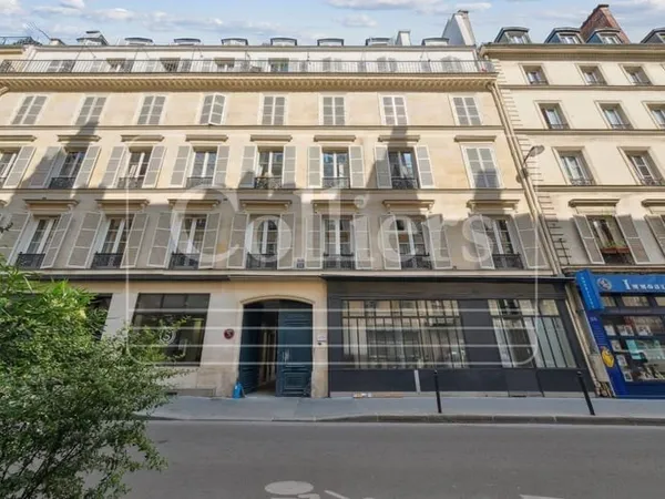 Bureaux 168 m²