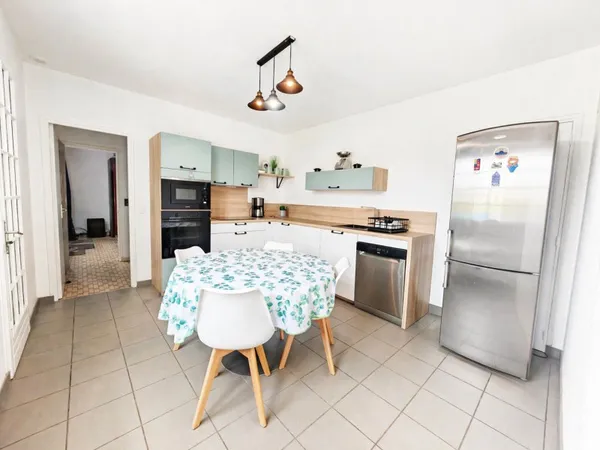 Maison 8 pièces 164 m²