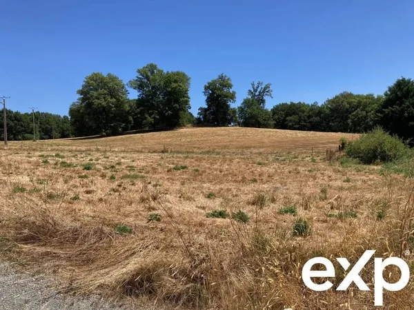 Terrain Constructible à Thiviers