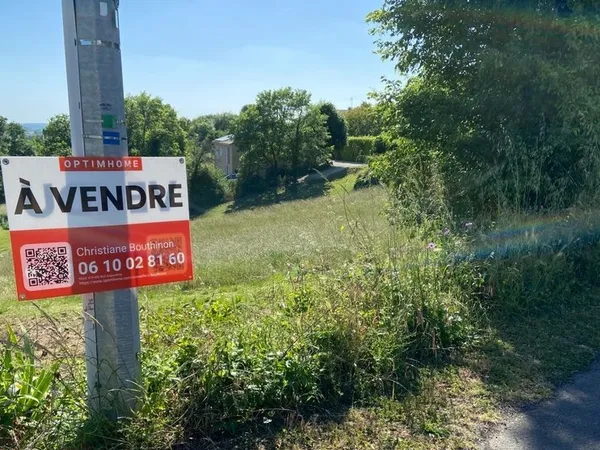 Ruelle. Terrain constructible 2858 m²