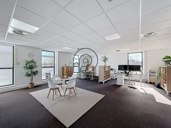 Bureaux 230 m²