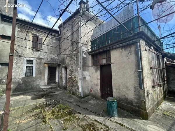 Maison de village 13 pièces 217 m²