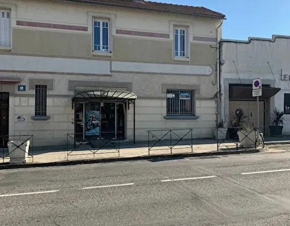 CARCASSONNE - Local commercial 280 m² environ aux portes de la Bastide