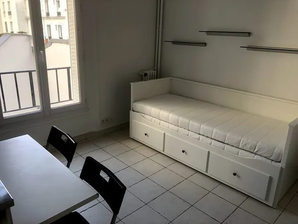 Studio meublé