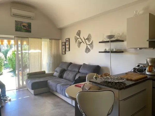 Antibes La Fontonne ? 2P 32 m² rénové + jardin ? Résidence P