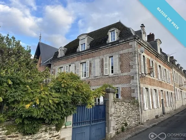 Magnifique demeure de charme au bord de la Meuse avec vue panora