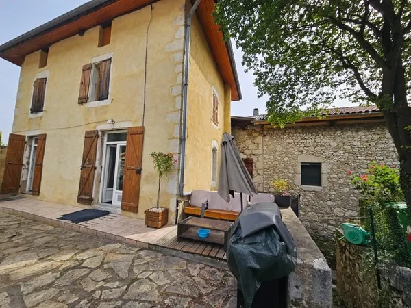 Maison 105.18m² A VENDRE Noyarey