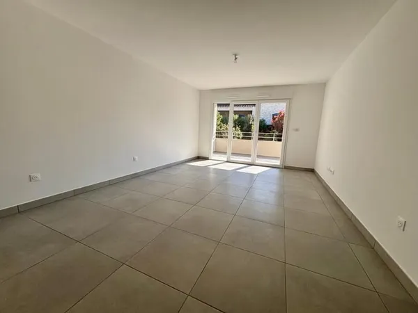 Appartement T2 neuf avec terrasse et garage