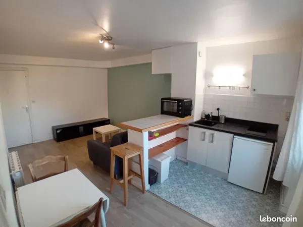 Appartement meublé plein centre