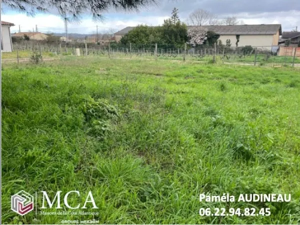 Terrain 1044 m²