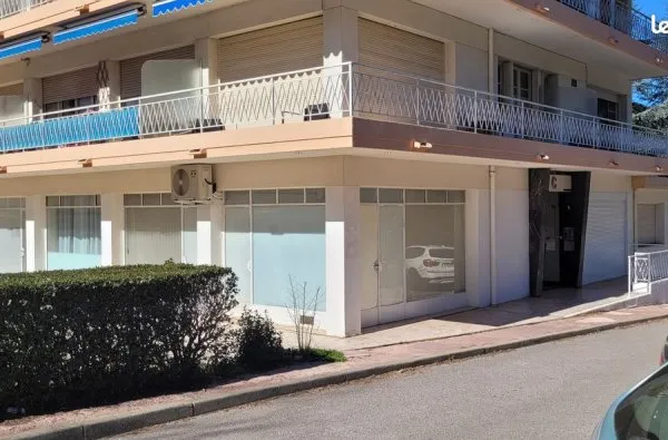 Appartement T3 + Local commercial