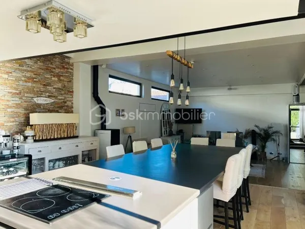 Maison 6 pièces 145 m²