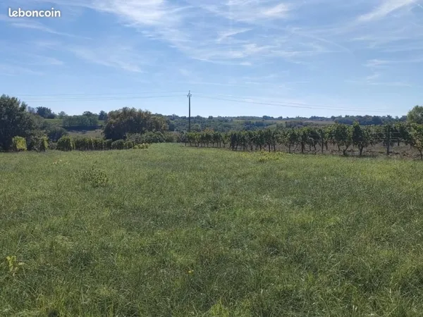 Terrain 850 m² Omet
