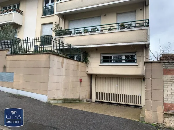 Stationnement Location Alfortville   70€