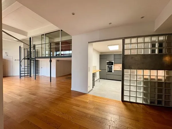 Tours - Halles Appartement de 122m2