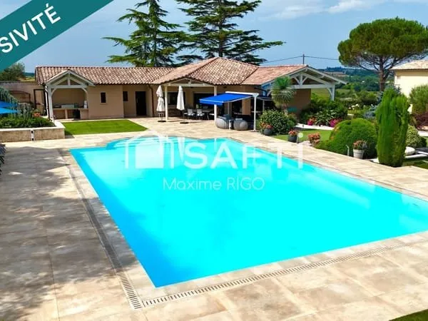 Maison 12 pièces 518 m²
