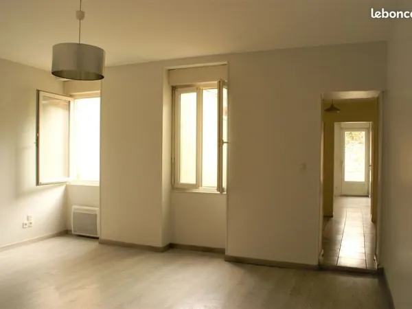 Carmaux CV - T2 39 m² + Terrasse 13 m² - loyer 497 HC