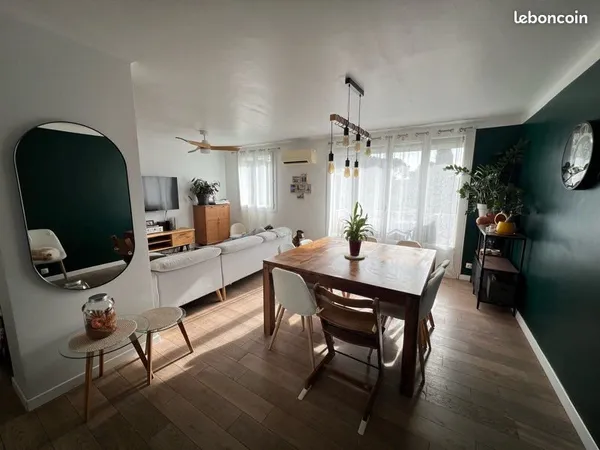 Appartement T3 - 70 m² traversant et lumineux - Résidence sécurisée- Martigues Ferrières