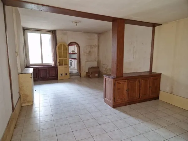 Centre ville appartement à rénover - 94m2