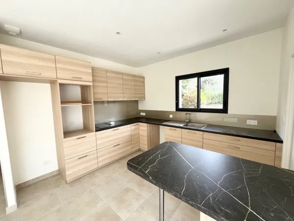 Maison 4 pièces 117 m²