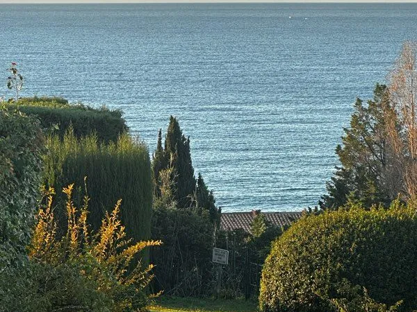 Studio tbe meublé la Ciotat quartier font sainte
