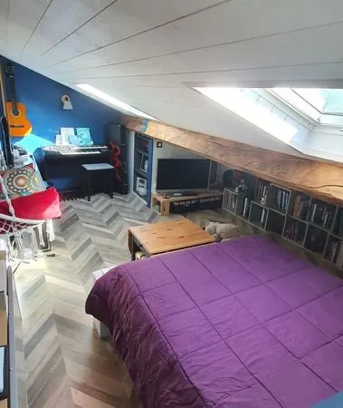 Chambre meublée