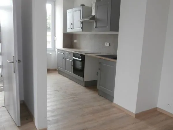 A louer maison de 80 m2 a vihiers