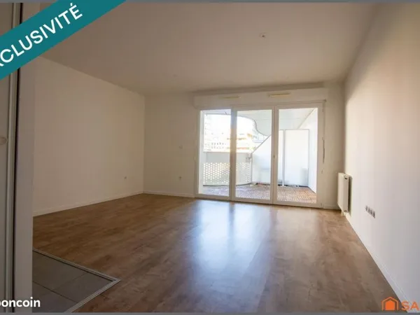 Studio 1 pièce 25 m²