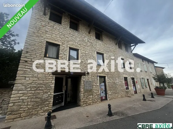 BUREAUX 85 m² L'ISLE-D'ABEAU