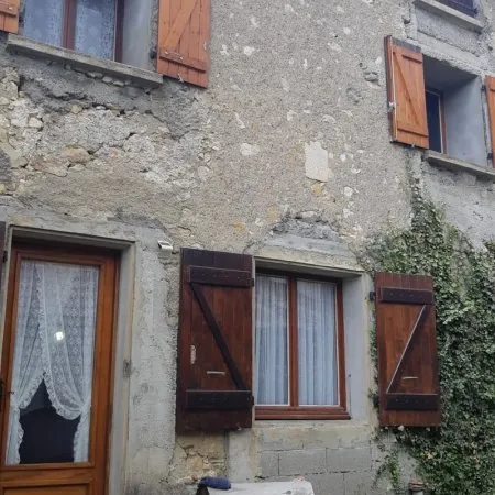 Situé à seulement 15 km d'Ax les Thermes à Prades.