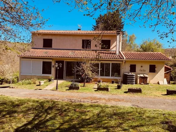Maison à vendre ROUAIROUX de 150 m² 4 chambres