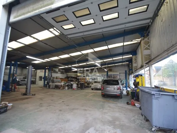 Garage Flavy Le Martel 10 pièce(s) 1000 m2