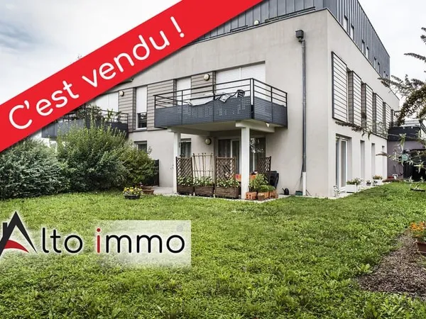 Rez-de-jardin de 78,95 m2 Construit en 2012, normes PMR re