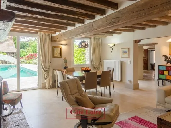Maison 10 pièces 290 m²