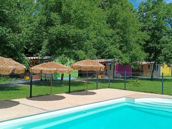 Vente camping mur et fonds - Pays Basque