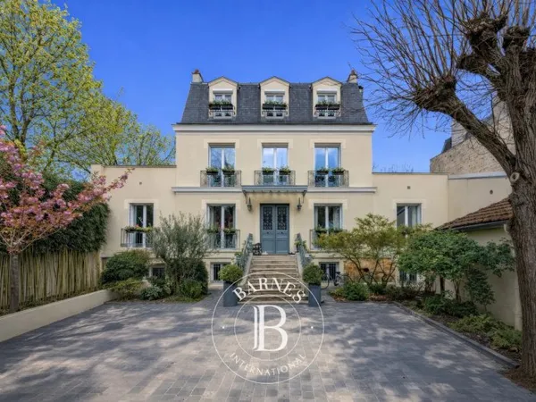 Propriété 10 pièces 270 m² - Secteur Bois Clos D'Orléans